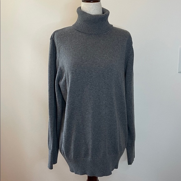 L.L. Bean Sweaters - LL Bean Signature Gray Cotton Cashmere Turtleneck Sweater XL Petite | Normcore